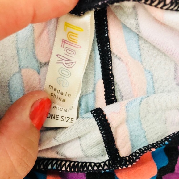 LuLaRoe leggings OS - Picture 2 of 3